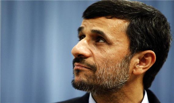 چرا احمدی‌نژاد امروز منتقد عملکرد خود شده است؟