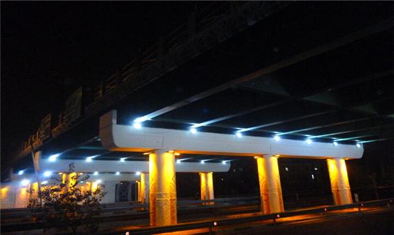 نواقص روشنایی 14 پل مواصلاتی جنوب شهر رفع شد