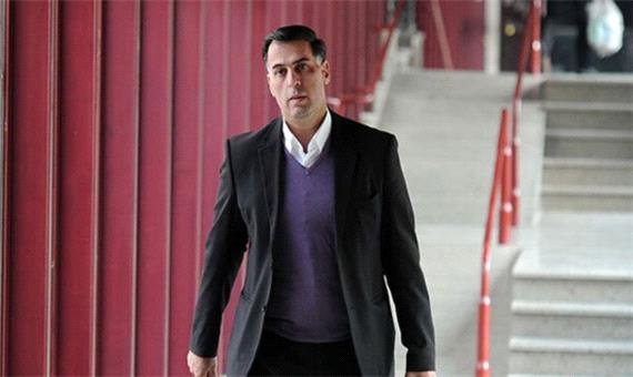 آذری: مدیرعامل استقلال در جایگاهی نیست که از من سوال بپرسد