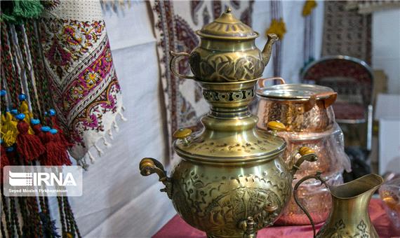 نمایشگاه آثار هنری و صنایع دستی در خرمشهر برپا شد