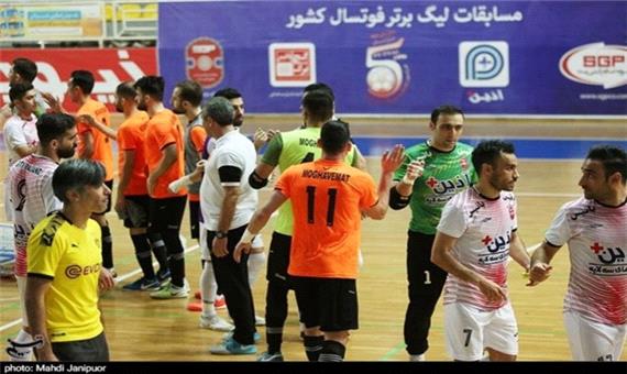 دیدار تیم‌های فوتسال گیتی‌پسند اصفهان و مقاومت البرز به روایت تصویر