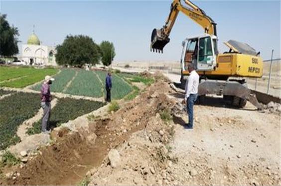 آبرسانی به اراضی سنتی روستای دوریکل با اجرای انشعاب 180 متری در شبکه رامهرمز