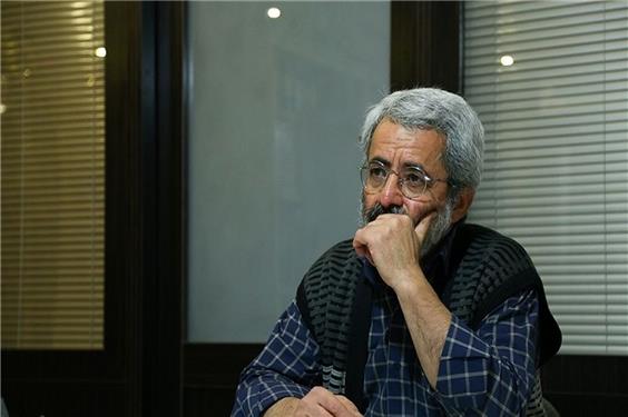 سلیمی‌نمین: لاریجانی تکمیل کننده دولت است