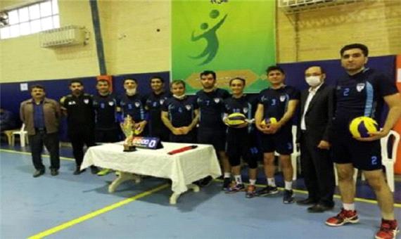 قهرمانی تیم والیبال کارکنان سازمان آب و برق خوزستان