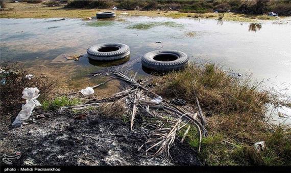 مرگ تدریجی ونیز ایران / آلودگی زیست محیطی در تالاب شادگان /کوه‌های پسماند در دل تالاب ‌+ تصاویر
