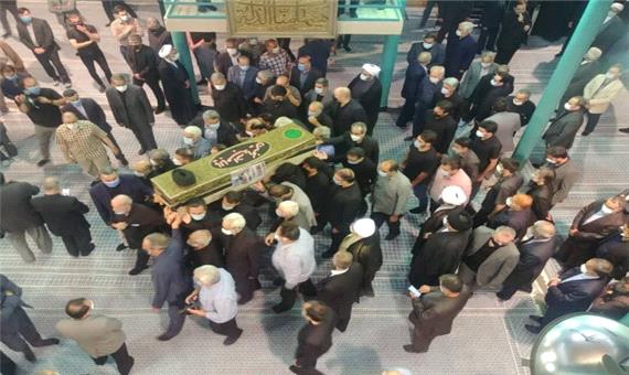 مراسم تشییع حجت الاسلام محتشمی پور در حسینیه جماران آغاز شد