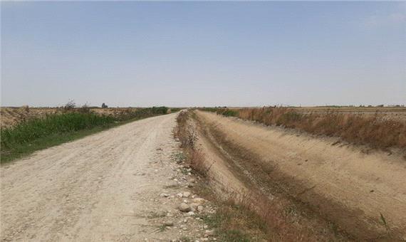 فرماندار: کشاورزان کرخه مشکلات خود را در آرامش پیگیری کنند