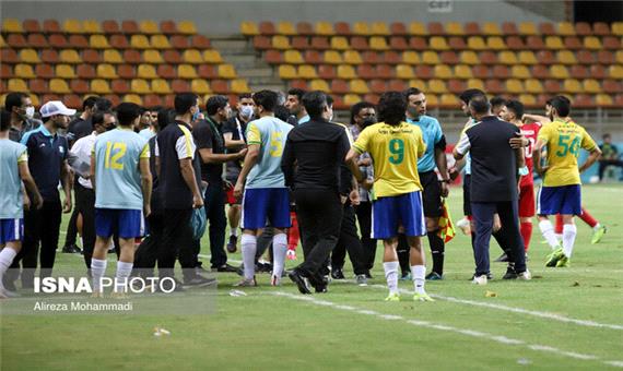 روز تاریک فوتبال خوزستان / اخلاق در دربی گم شد!