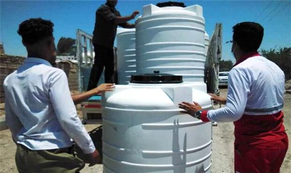 70 مخزن آب شرب به خانوارهای آسیب‌دیده از تنش آبی هویزه اهدا شد