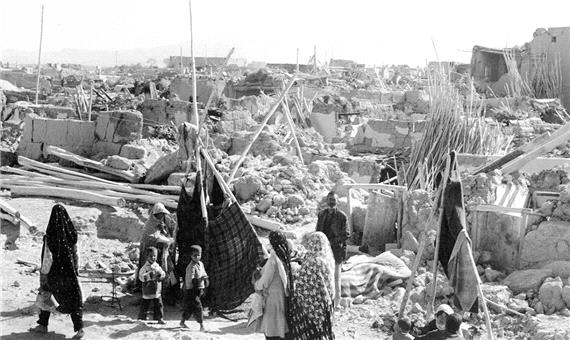پنجاه و نهمین سالروز زلزله‌ در بوئین زهرا/ ویدئو