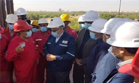 وزیر نفت برای بازدید از میادین نفتی خوزستان وارد اهواز شد