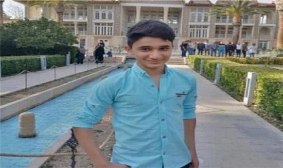 دانش آموز ایذه‌ای یاد 36هزار دانش آموز شهید را زنده کرد