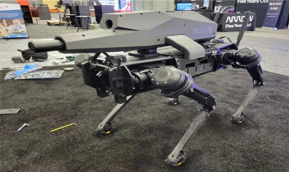 سگ رباتیک، مجهز به سلاحی کشنده می‌شود!
