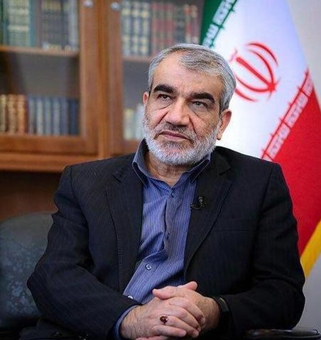 توییت کدخدایی در پاسخ به اظهارات سخیف ترامپ