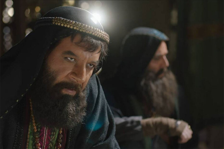 بحث و جدل ابن زیاد و نعمان بن بشیر بر سر محبوبیت امام حسین (ع)