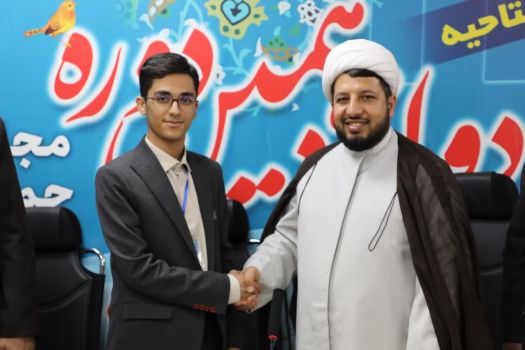 «ارشیا احمدی»؛ دانش آموز خوزستانی،  رئیس مجلس دانش‌آموزی کشور شد