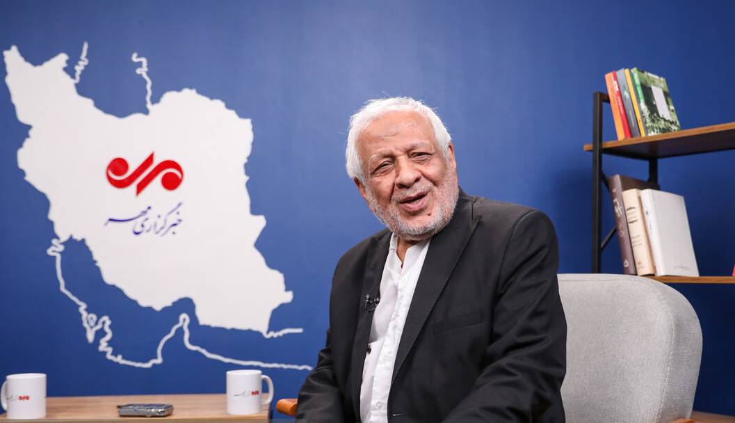 بادامچیان: تا زمانی که ولی‌فقیه رضایت داشته باشد به خدمت ادامه خواهیم داد