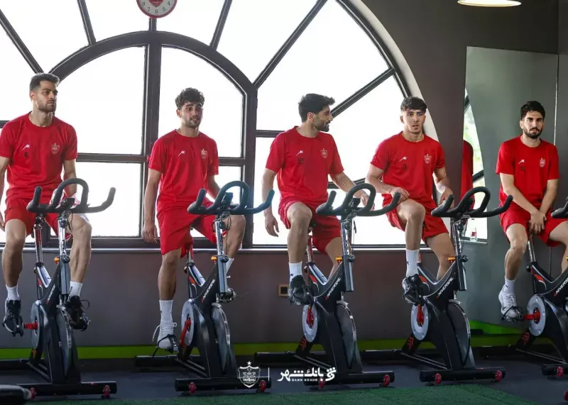 فشار خریدهای استقلال بر شانه‌های پرسپولیس!