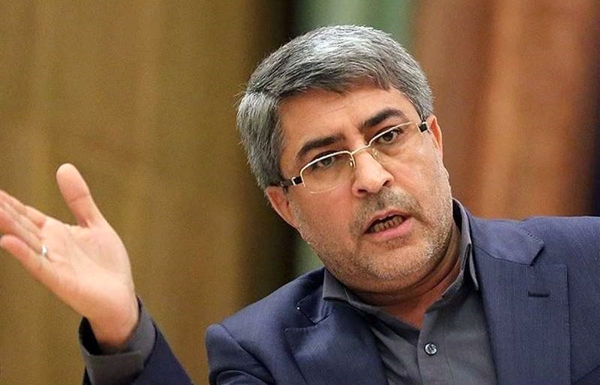 وکیلی: مردم آسیب‌ها را می‌دانند، پزشکیان به جای آسیب‌شناسی تصمیم بگیرد