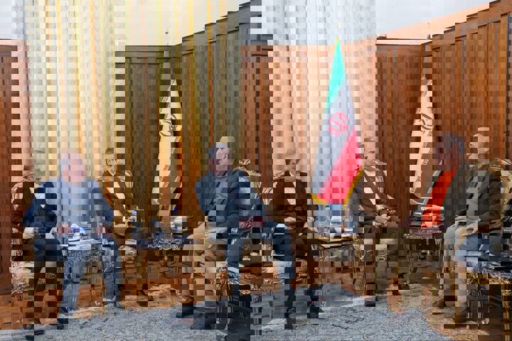 عراقچی: هنر در شرایط پیچیده سیاسی ارتباط میان ملت‌ها را حفظ می‌کند