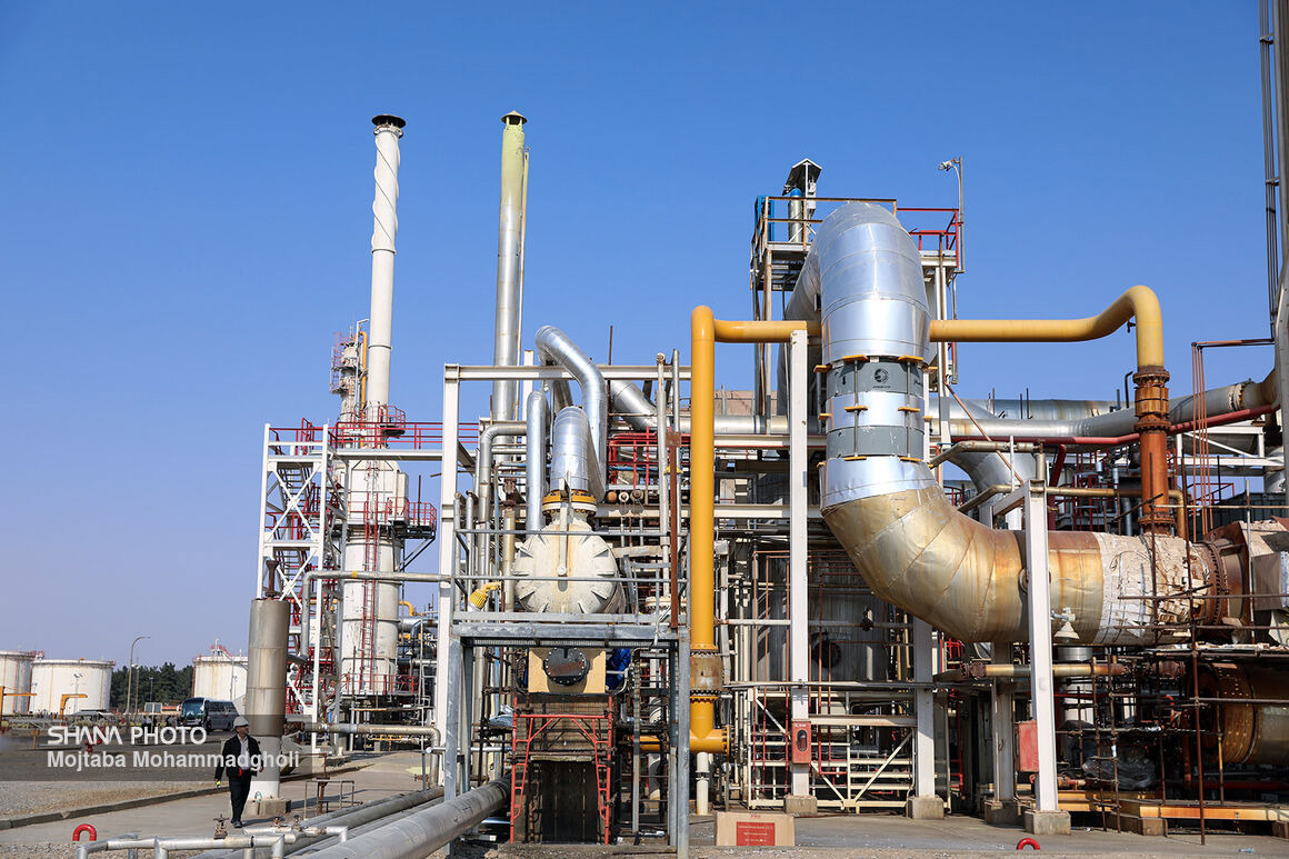 بهره‌برداری و آغاز عملیات اجرایی ۱۳ پروژه در پالایشگاه شهید هاشمی‌نژاد
