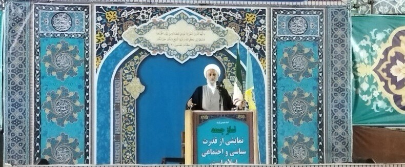 ایستادگی و پیروزی امت اسلامی زیر سایه ولایت فقیه