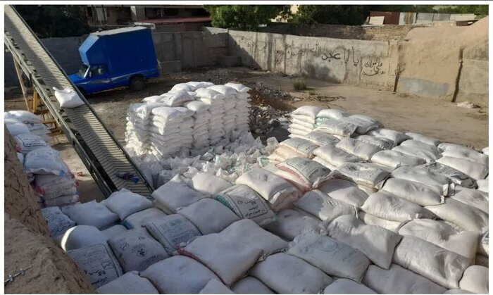 کشف محموله آرد قاچاق در دشت آزادگان