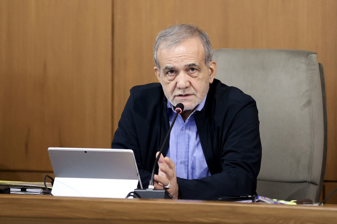 دستور پزشکیان درباره حوادث دی‌ماه: تیم‌هایی را مامور کرده‌ایم تا علت‌ها را بررسی کنند