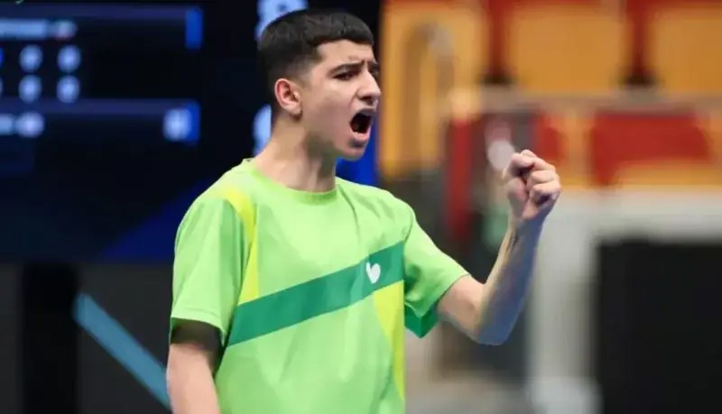 نابغه پینگ‌پنگ به ۱۰۰ نزدیک‌تر شد