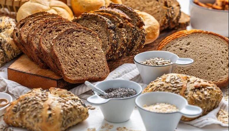 تبدیل نان به اَبَرغذا با آرد تخمه آفتابگردان