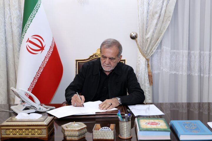 پزشکیان: جنگ ۱۲ روزه اثبات کرد وقتی پای ایران در میان باشد، ما یک ملت و یک قلب تپنده‌ایم