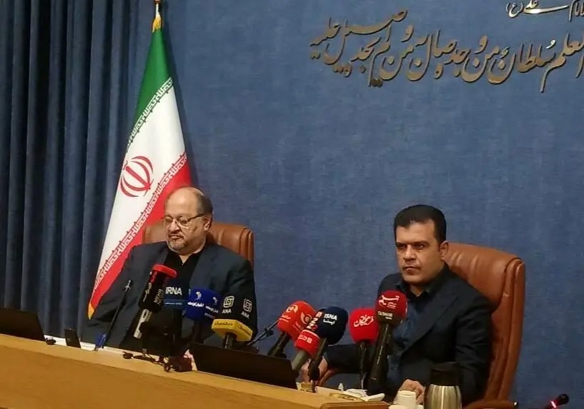 شریعتمداری: ۸۹ درصد واحدهای تولیدی آسیب‌دیده از جنگ به مدار بازگشته‌اند