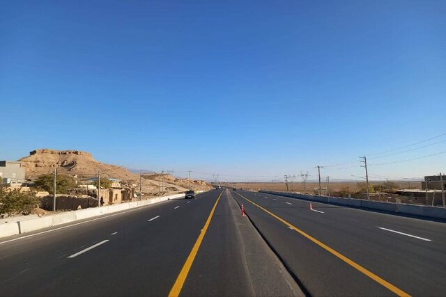 هدف‌گذاری اجرای عملیات خط‌کشی ۶۴۰۰ کیلومتر از محورهای خوزستان