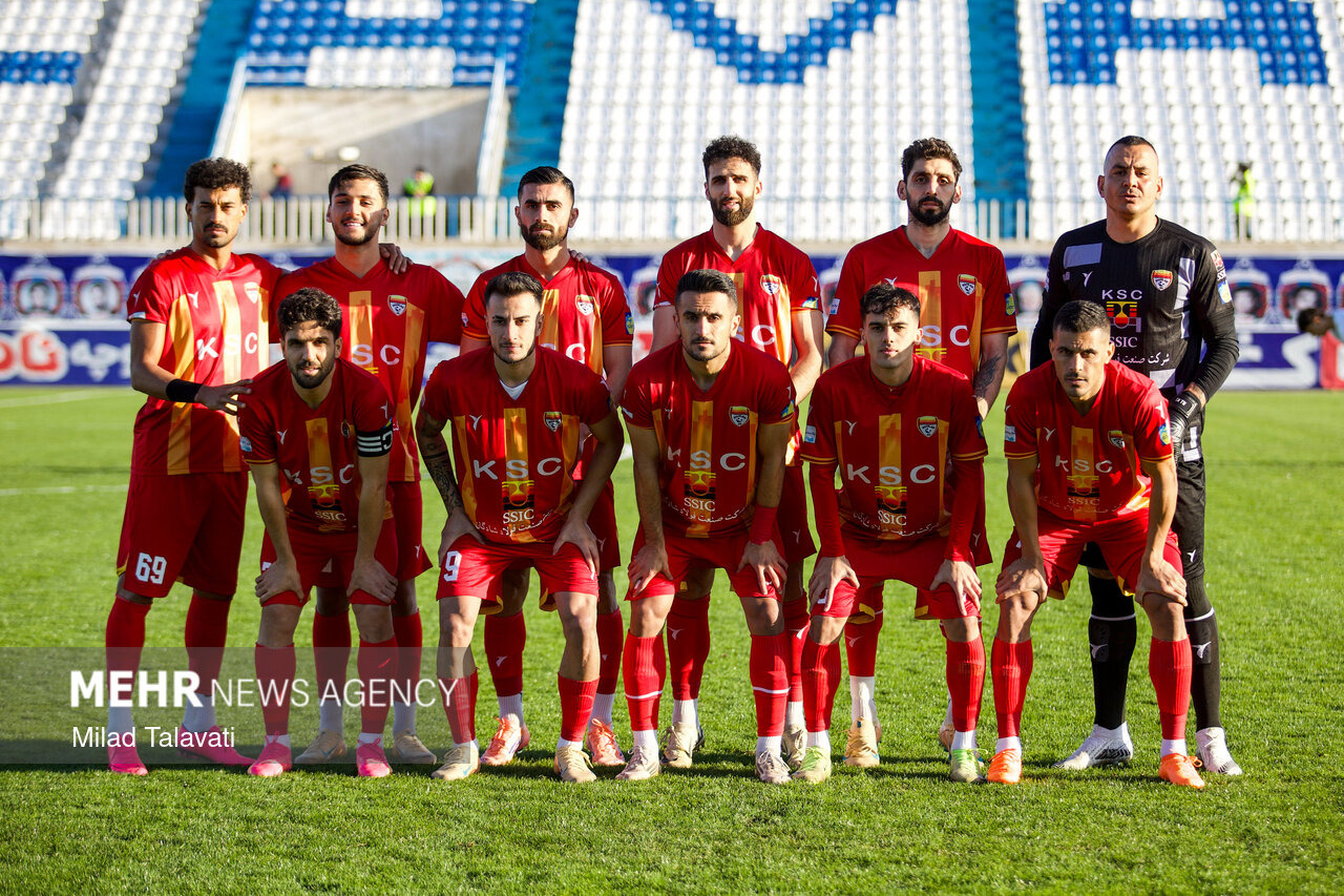 فولاد خوزستان یک مدافع جذب کرد