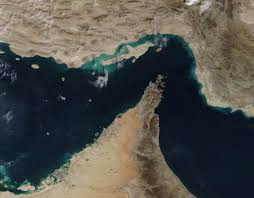 ادعای مجدد ارتش تروریستی آمریکا درباره تنگه هرمز
