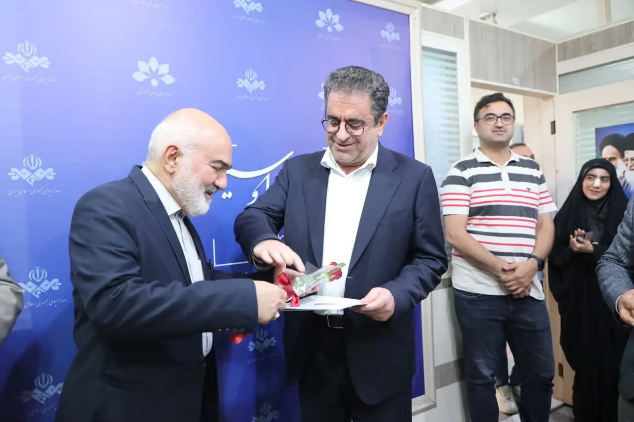 استاندار خوزستان از خبرنگاران صدا و سیما تجلیل کرد
