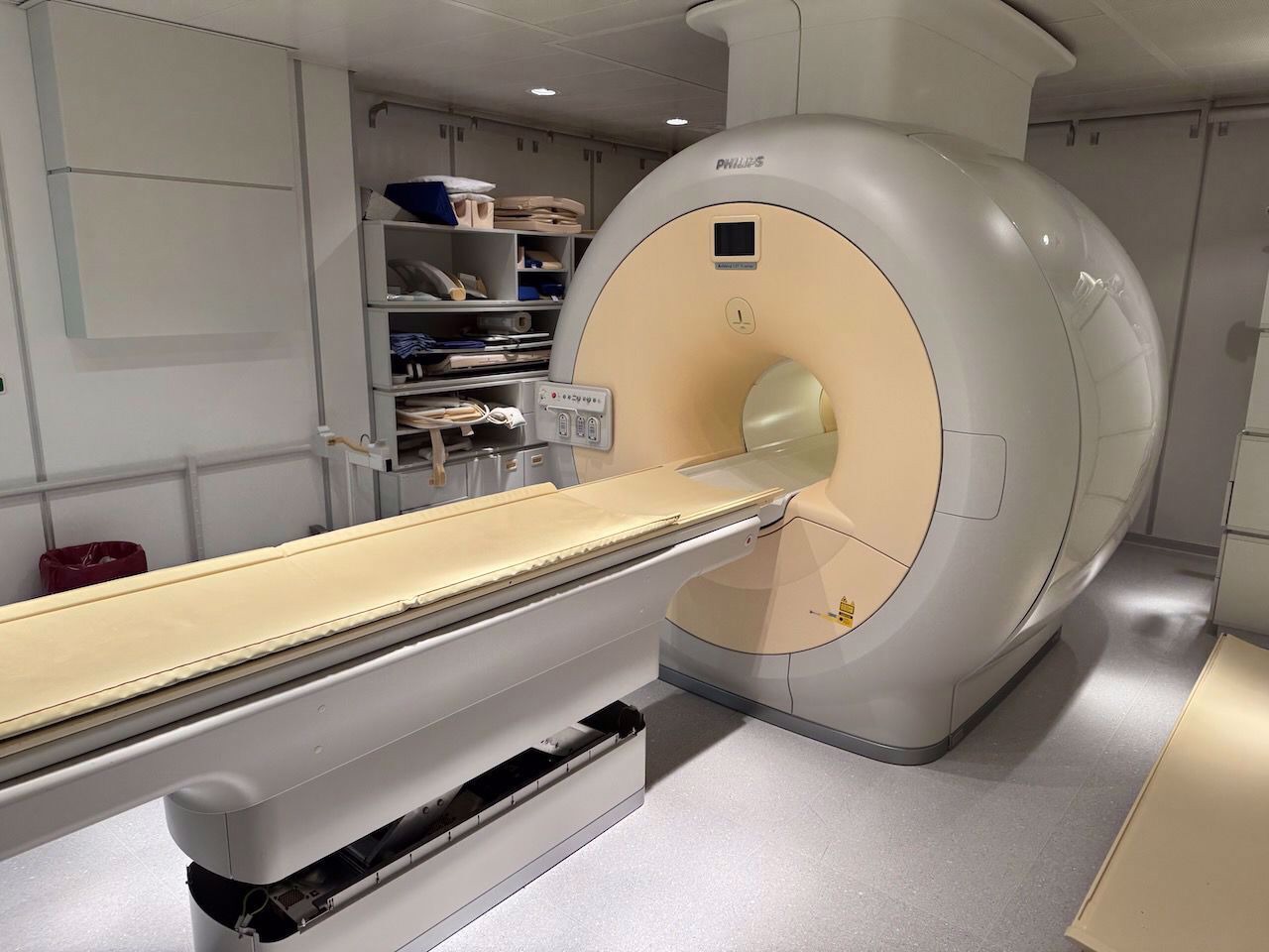 یک دستگاه MRI به بیمارستان خیریه امام حسن مجتبی (ع) دزفول رسید