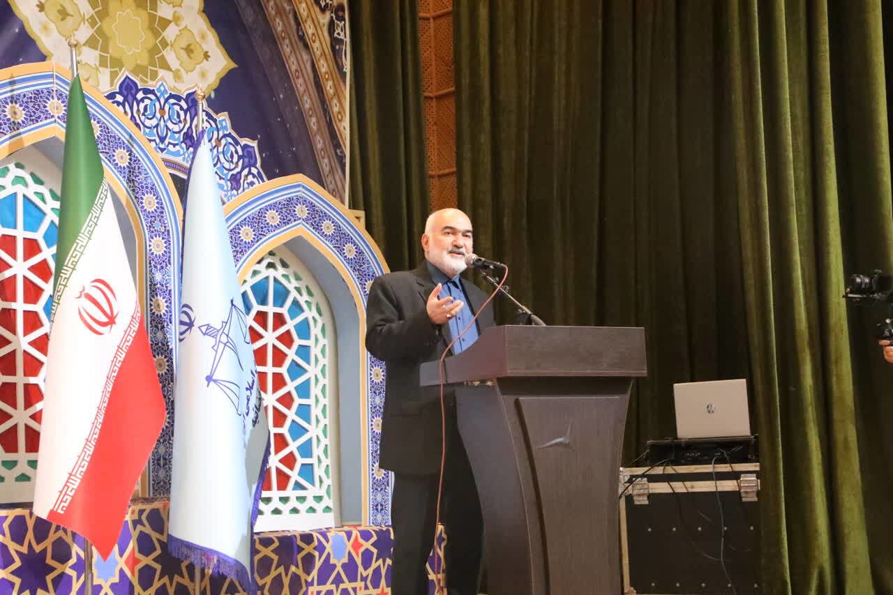 استاندار خوزستان :قرآن، پشتوانه اصلی حرکت نظام و دفاع مقدس