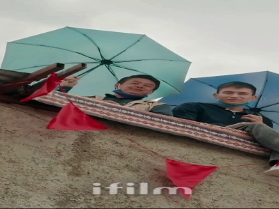 آقا نورالدین و دامادش و توریست های چینی!