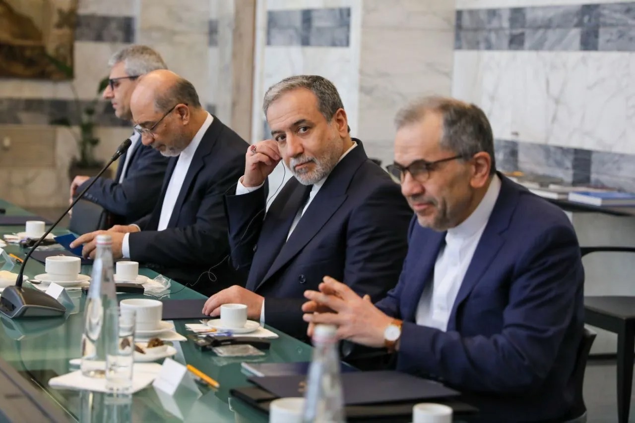 خبرنگار الجزیره: منابعی در تهران از ادامه مذاکرات غیرمستقیم در نیویورک خبر می‌دهند