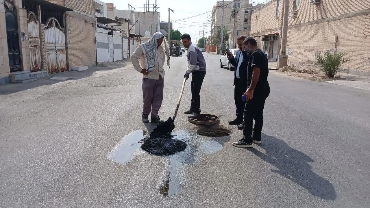 آغاز لایروبی شبکه فاضلاب در بندر ماهشهر