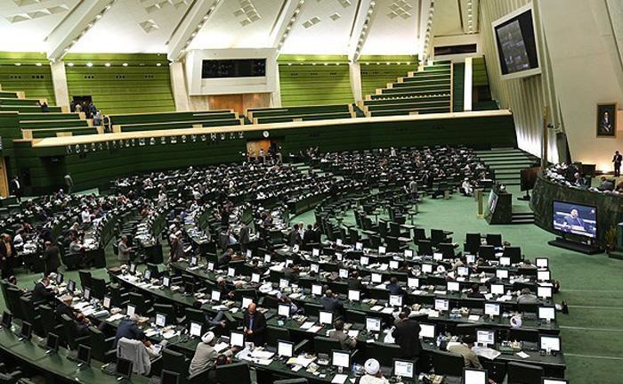 افزایش حقوق ۱۴۰۶ زیر ذره‌بین مجلس؛ هدف‌گذاری ۳۰ تا ۴۰ درصدی برای کارمندان