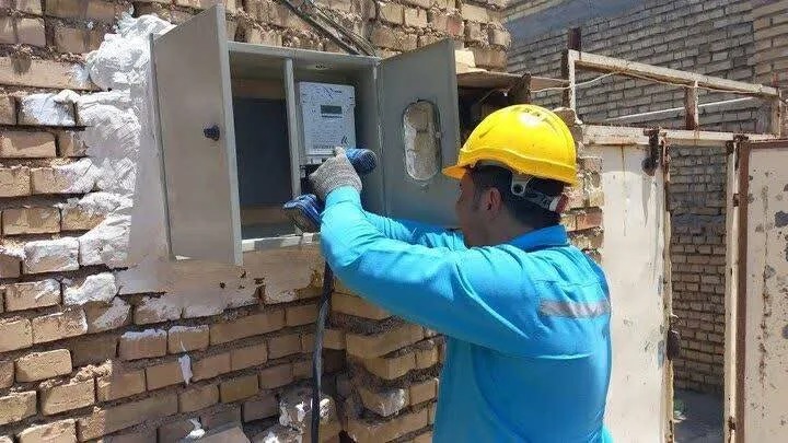 واگذاری بیش از ۹ هزار انشعاب برق در اهواز